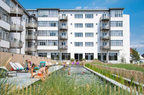 Отель West Bay  Вестенде